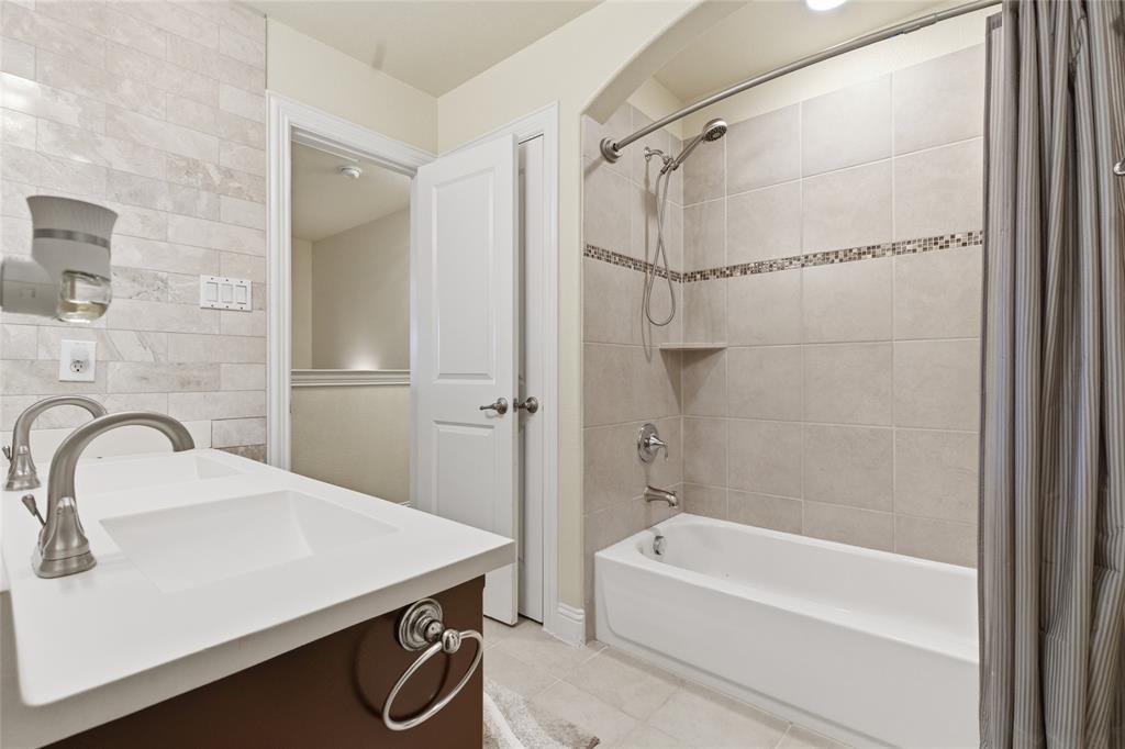 3215 Hyde Street Irving, TX 75063 - Photo 32 of 40