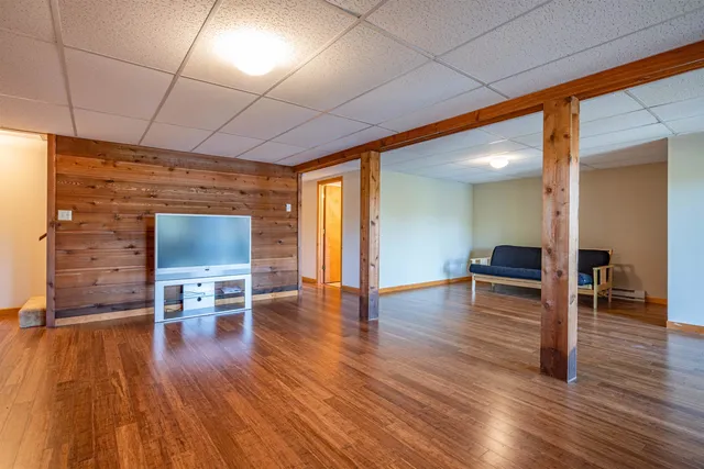 $299,900 | W7980 Glacier Lake Lane, Oxford, WI 53952