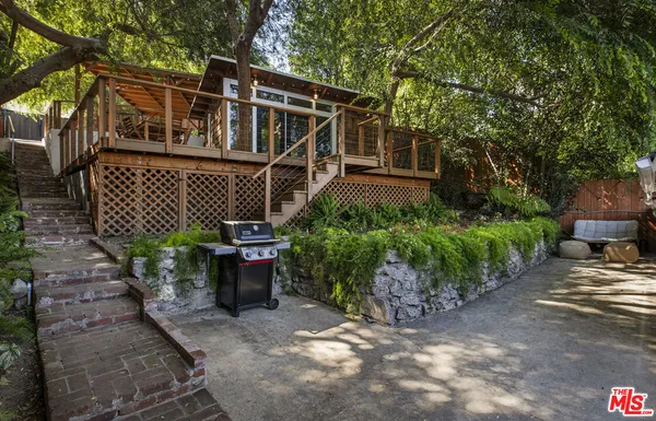 $995,000 | 3206 Betty Drive, Los Angeles, CA 90032