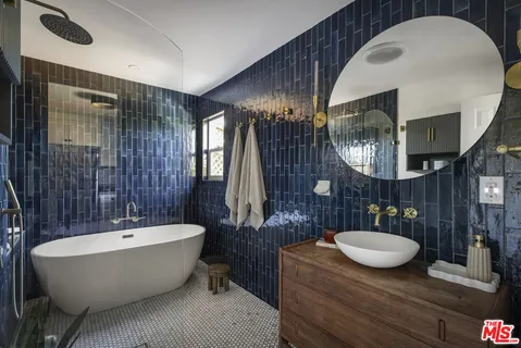 $995,000 | 3206 Betty Drive, Los Angeles, CA 90032