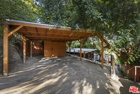 $995,000 | 3206 Betty Drive, Los Angeles, CA 90032