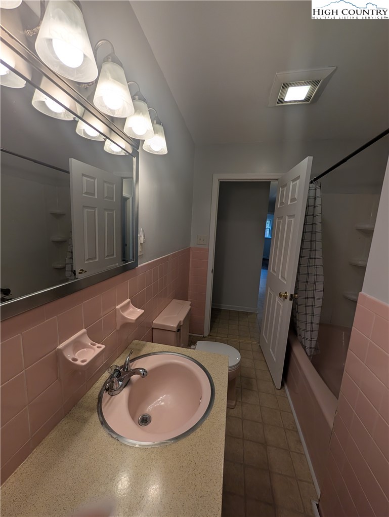 111 Dove Road Sparta, NC 28675 - Photo 20 of 35