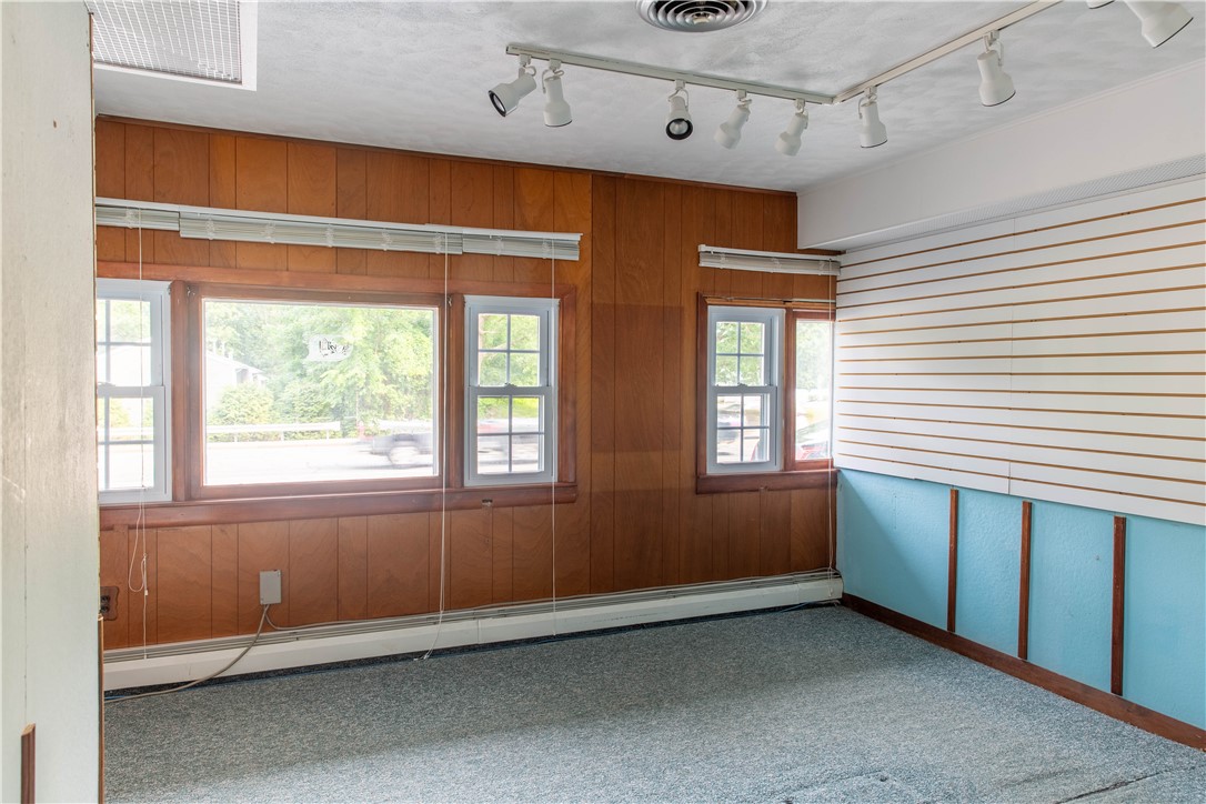 5393 Post Road East Greenwich, RI 02818 - Photo 12 of 20