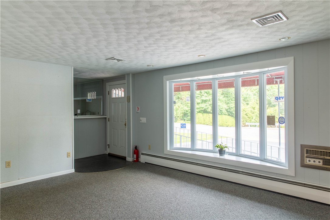 5393 Post Road East Greenwich, RI 02818 - Photo 13 of 20