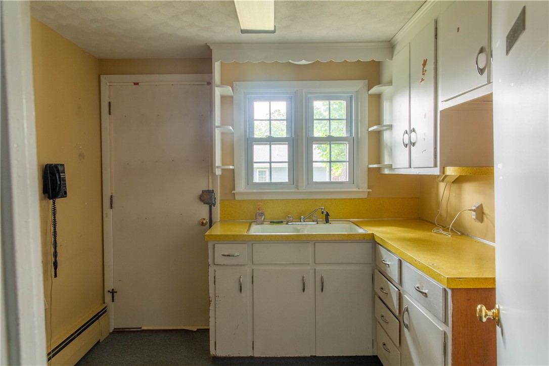 5393 Post Road East Greenwich, RI 02818 - Photo 18 of 20