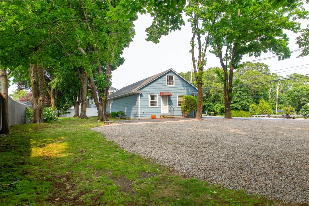 5393 Post Road East Greenwich, RI 02818 - Photo 6 of 20