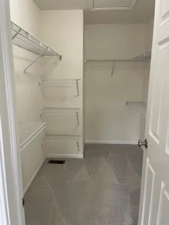 $3,100 | 2755 Blakely Lane, Naperville, IL 60540