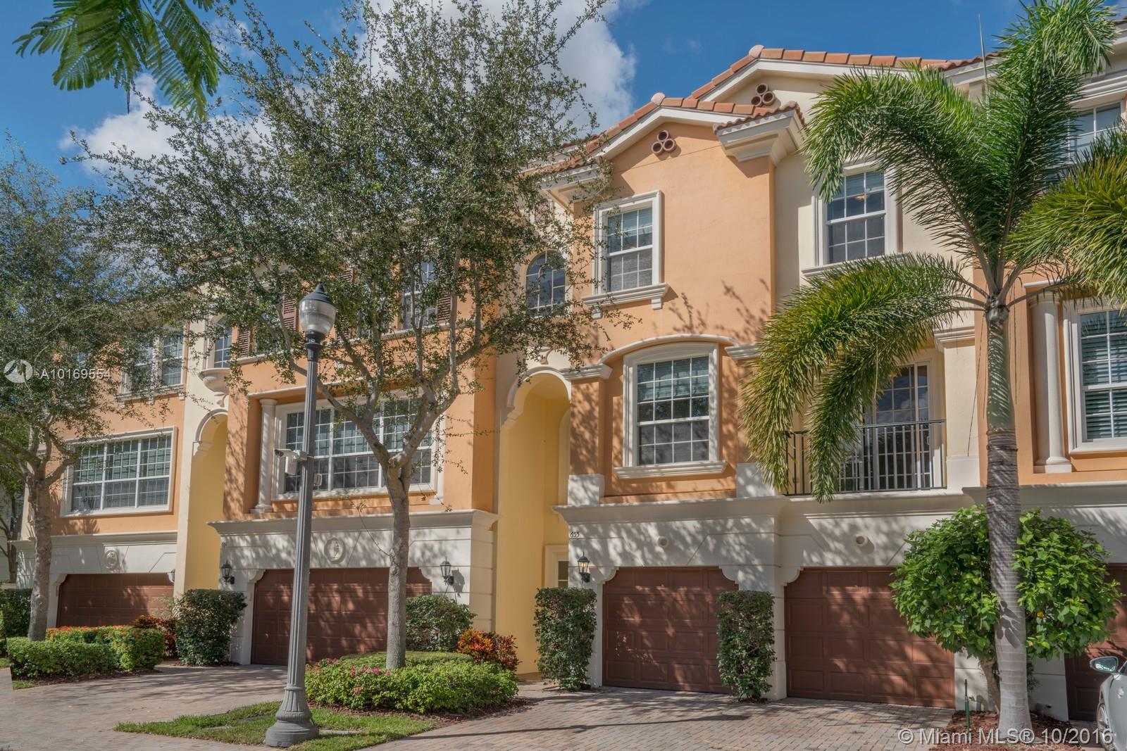 655 Northeast Trieste Lane, Unit 655 Boca Raton, FL 33487 - Photo 1 of 23