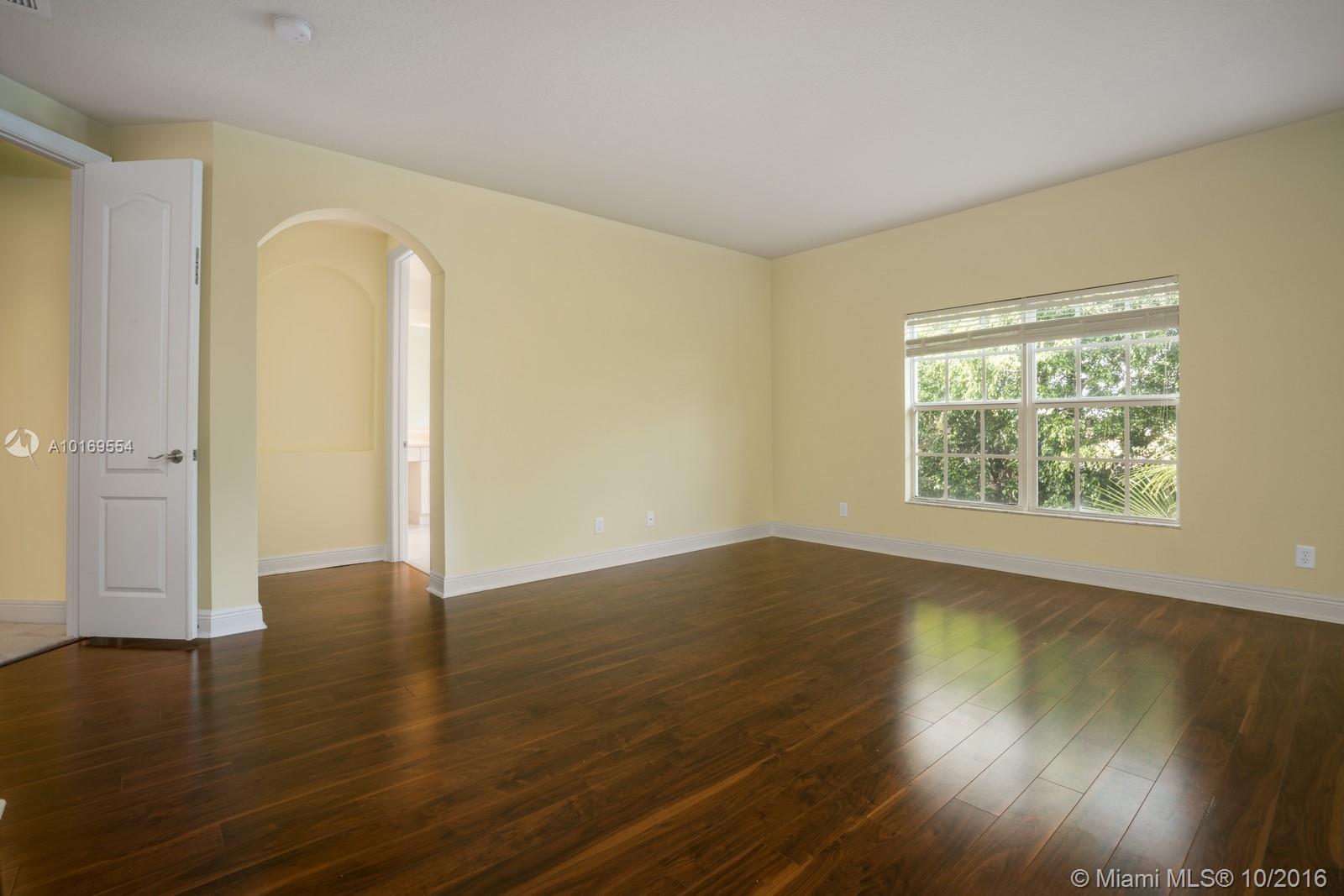 655 Northeast Trieste Lane, Unit 655 Boca Raton, FL 33487 - Photo 13 of 23