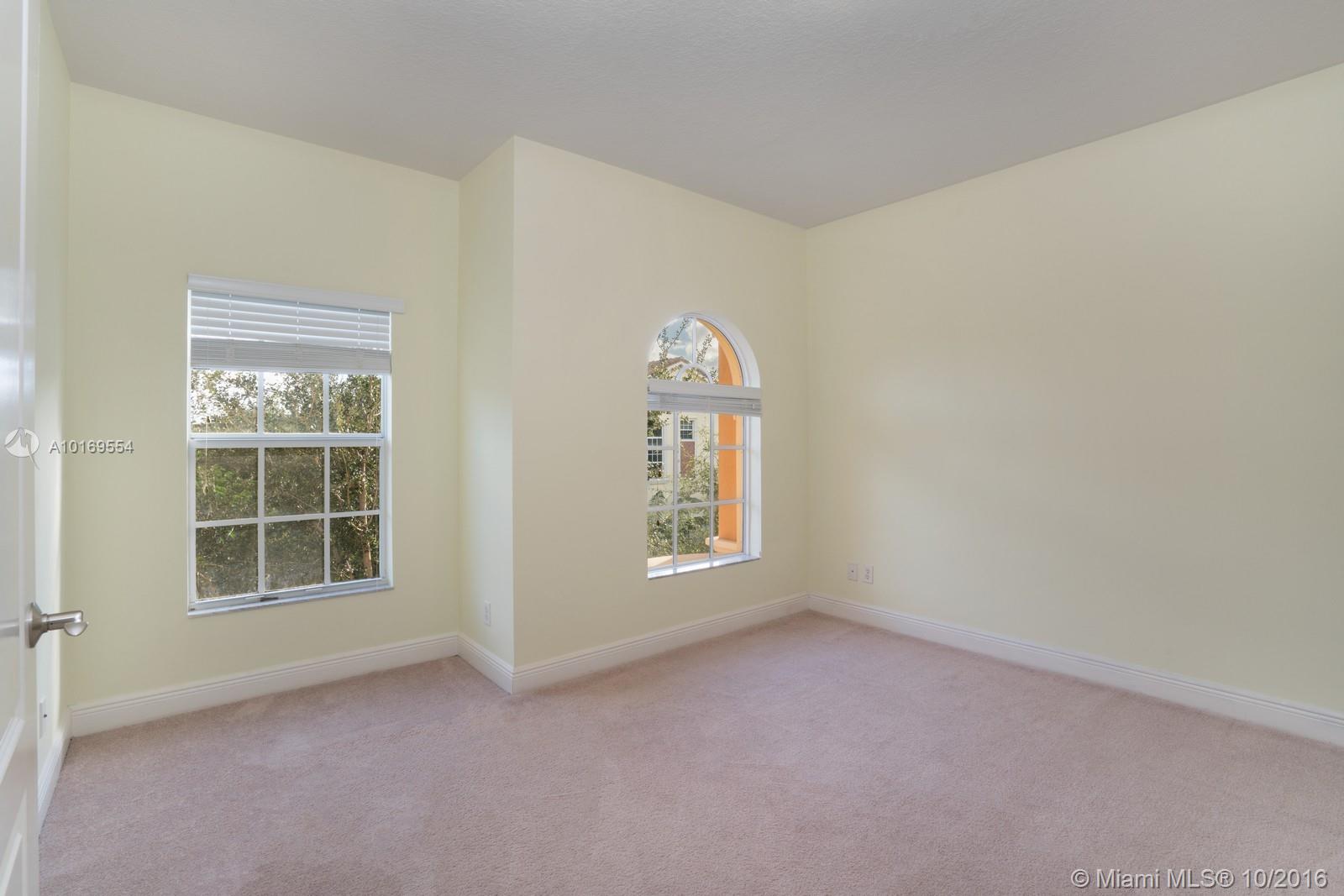 655 Northeast Trieste Lane, Unit 655 Boca Raton, FL 33487 - Photo 18 of 23