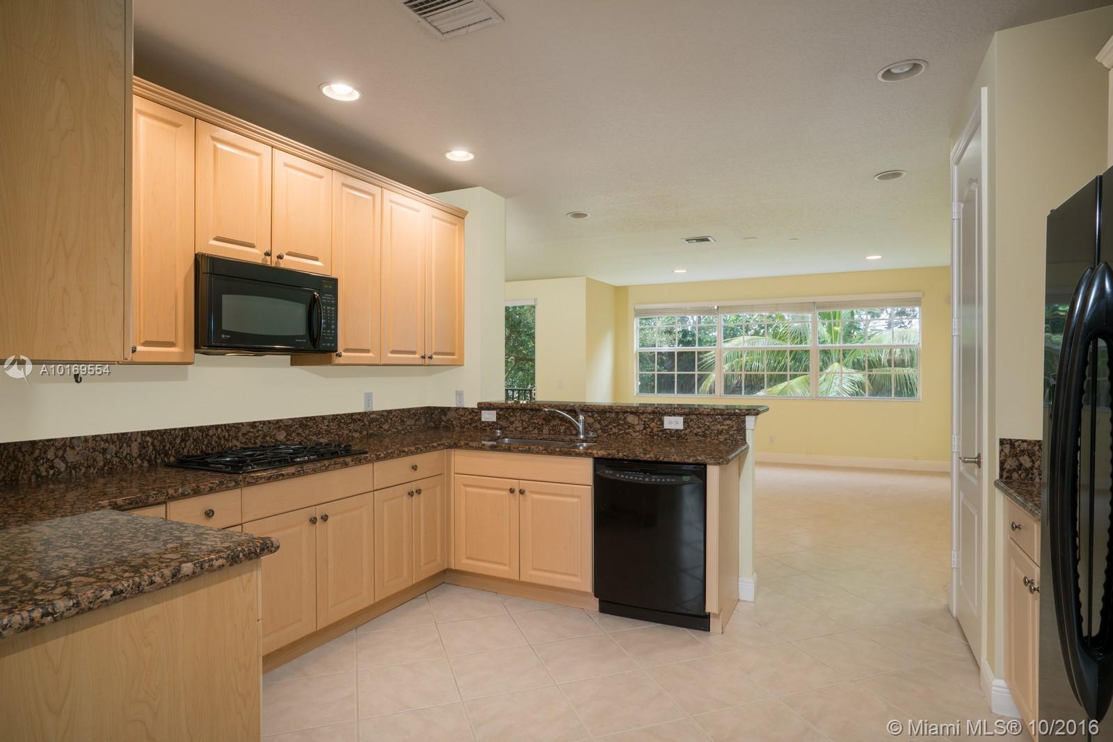655 Northeast Trieste Lane, Unit 655 Boca Raton, FL 33487 - Photo 10 of 23