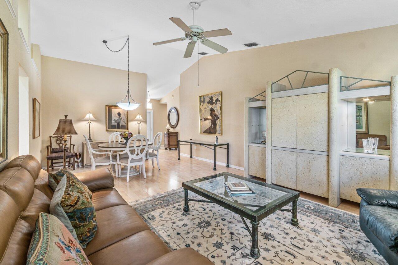 17305 Boca Club Boulevard, Unit 3 Boca Raton, FL 33487 - Photo 11 of 32 Living 3
