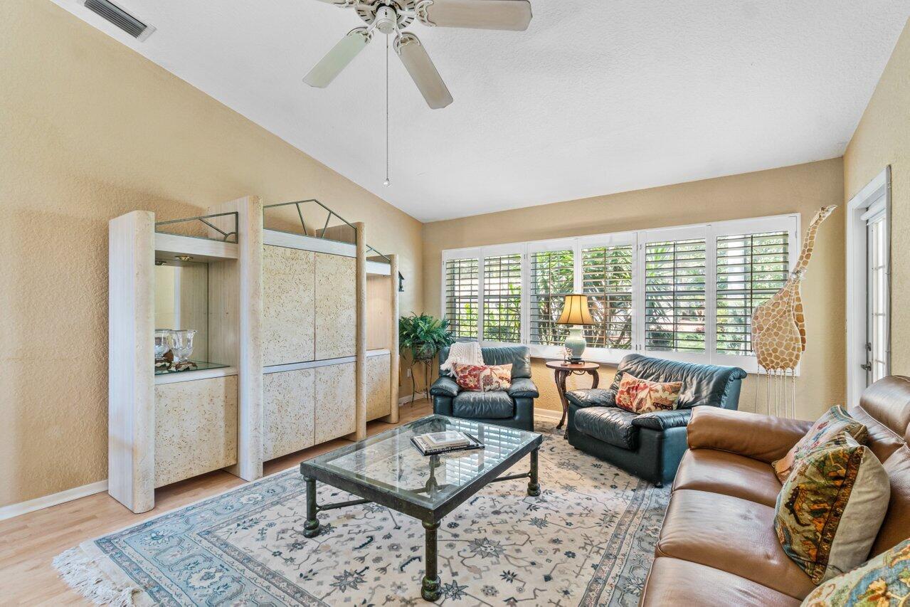 17305 Boca Club Boulevard, Unit 3 Boca Raton, FL 33487 - Photo 9 of 32 Living 1