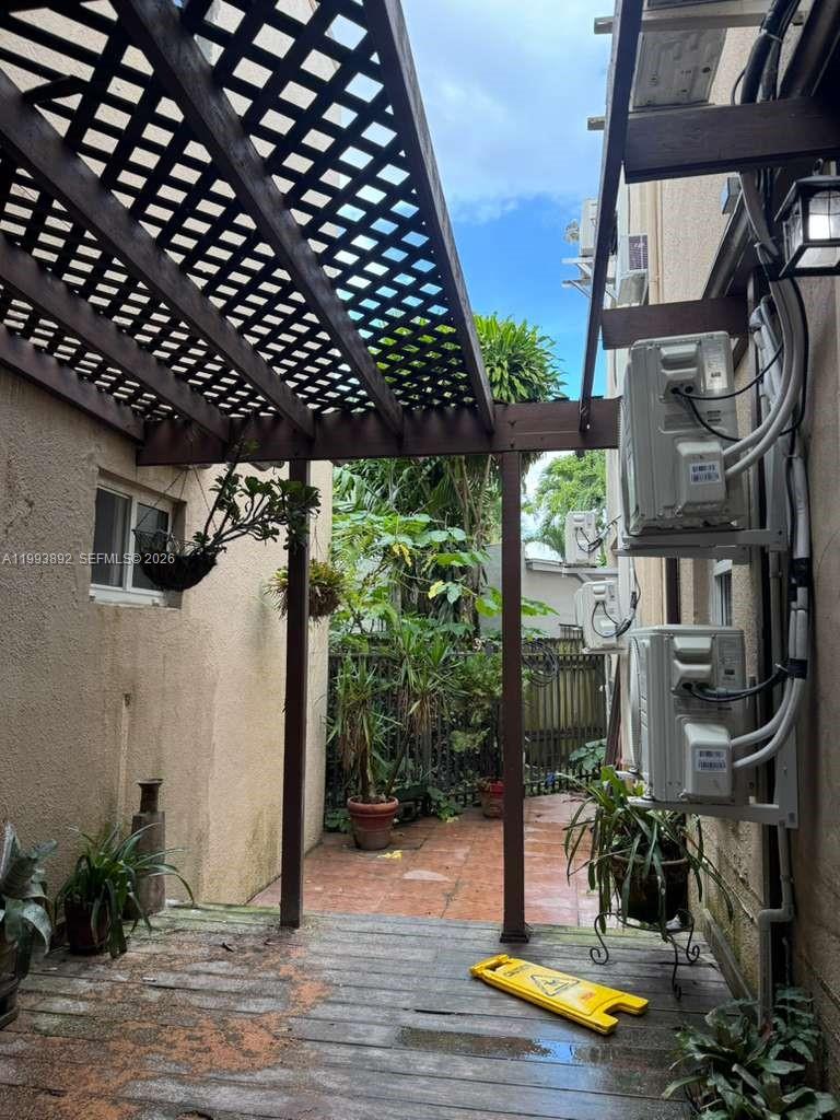 2425 Southwest 6th Street, Unit 15 Miami, FL 33135 - Photo 18 of 18