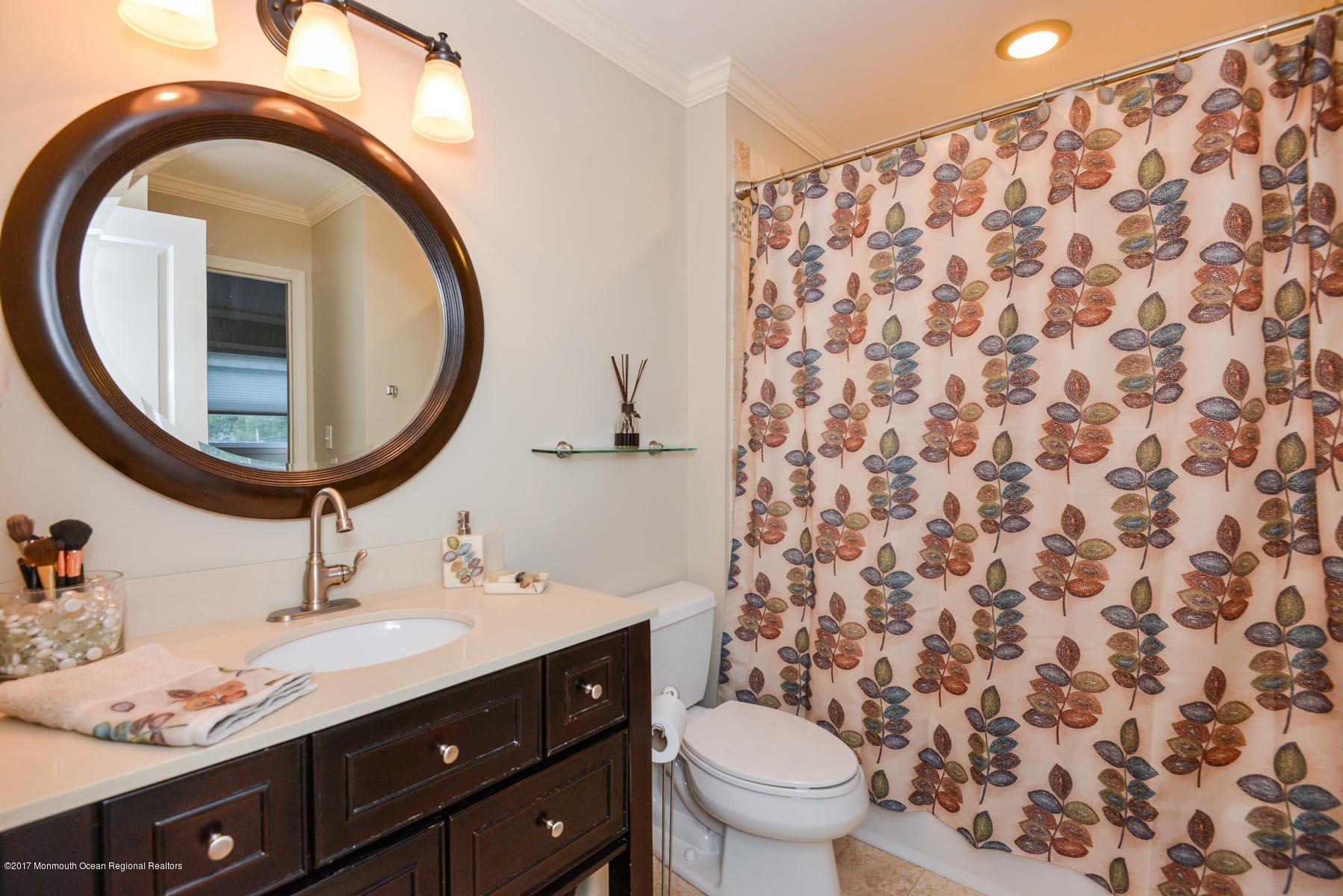 81 Salem Hill Road Howell, NJ 07731 - Photo 15 of 43 Master Bath