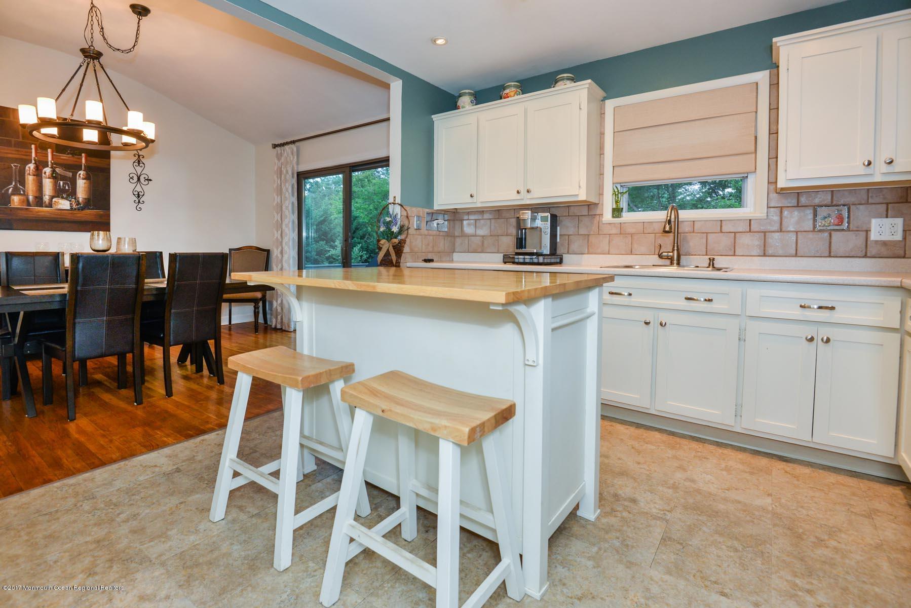 81 Salem Hill Road Howell, NJ 07731 - Photo 9 of 43 Kitchen