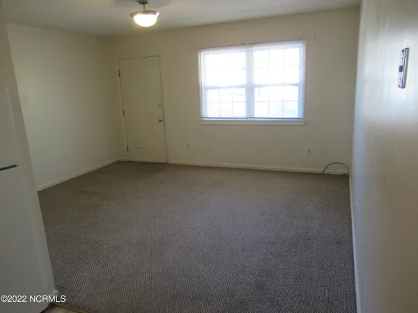 $625 | 1619 Halltown Road, Unit 1, Jacksonville, NC 28546