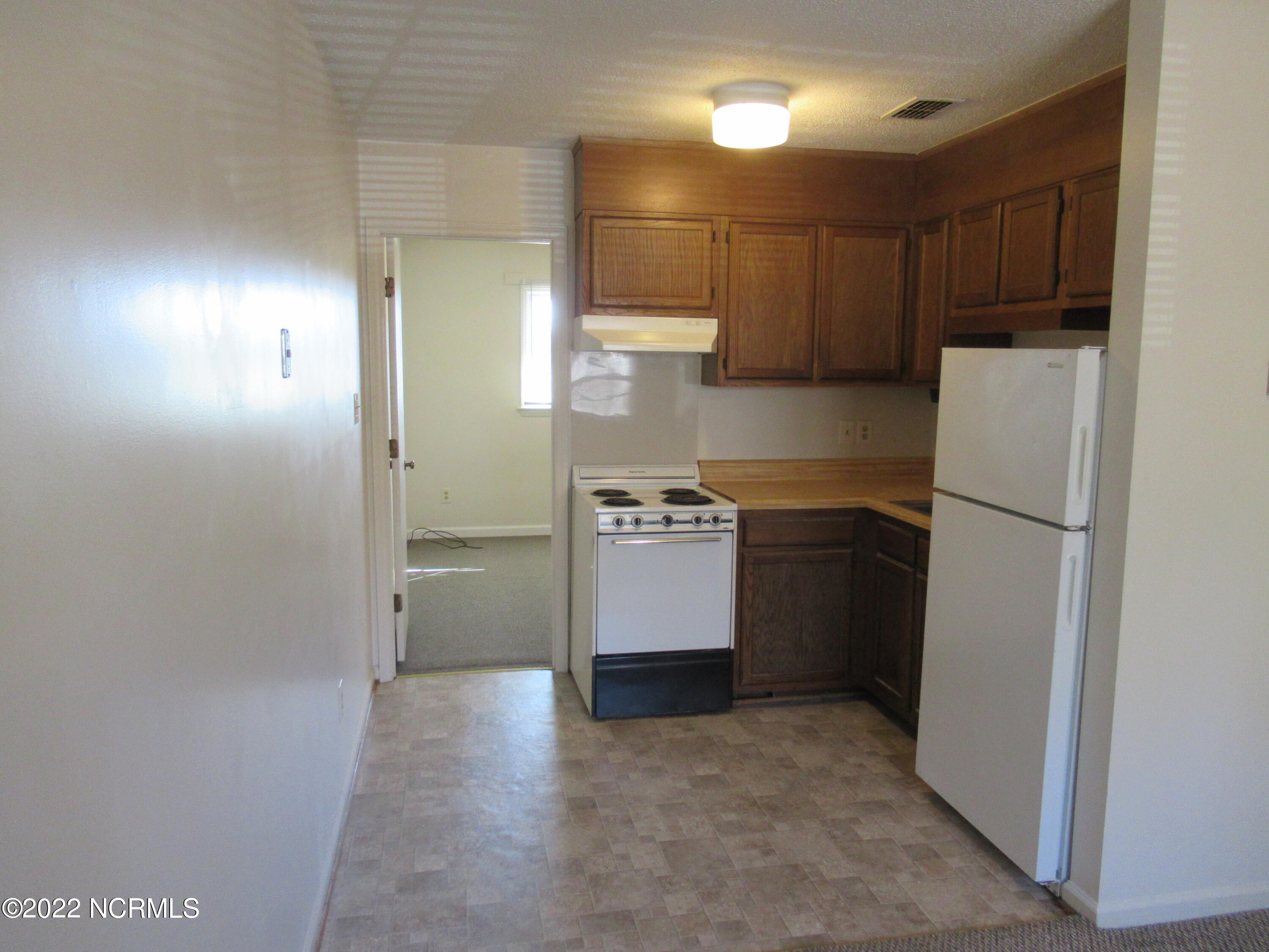 1619 Halltown Road, Unit 1 Jacksonville, NC 28546 - Photo 4 of 10 IMG_0757