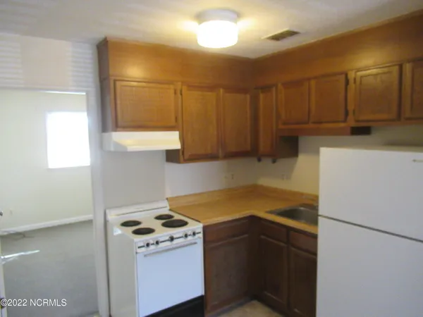 $625 | 1619 Halltown Road, Unit 1, Jacksonville, NC 28546