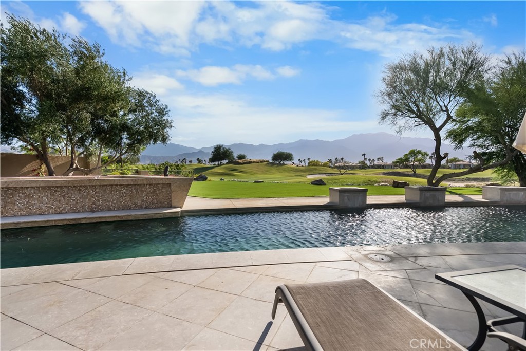 68 Royal St Georges Way Rancho Mirage, CA 92270 - Photo 5 of 75