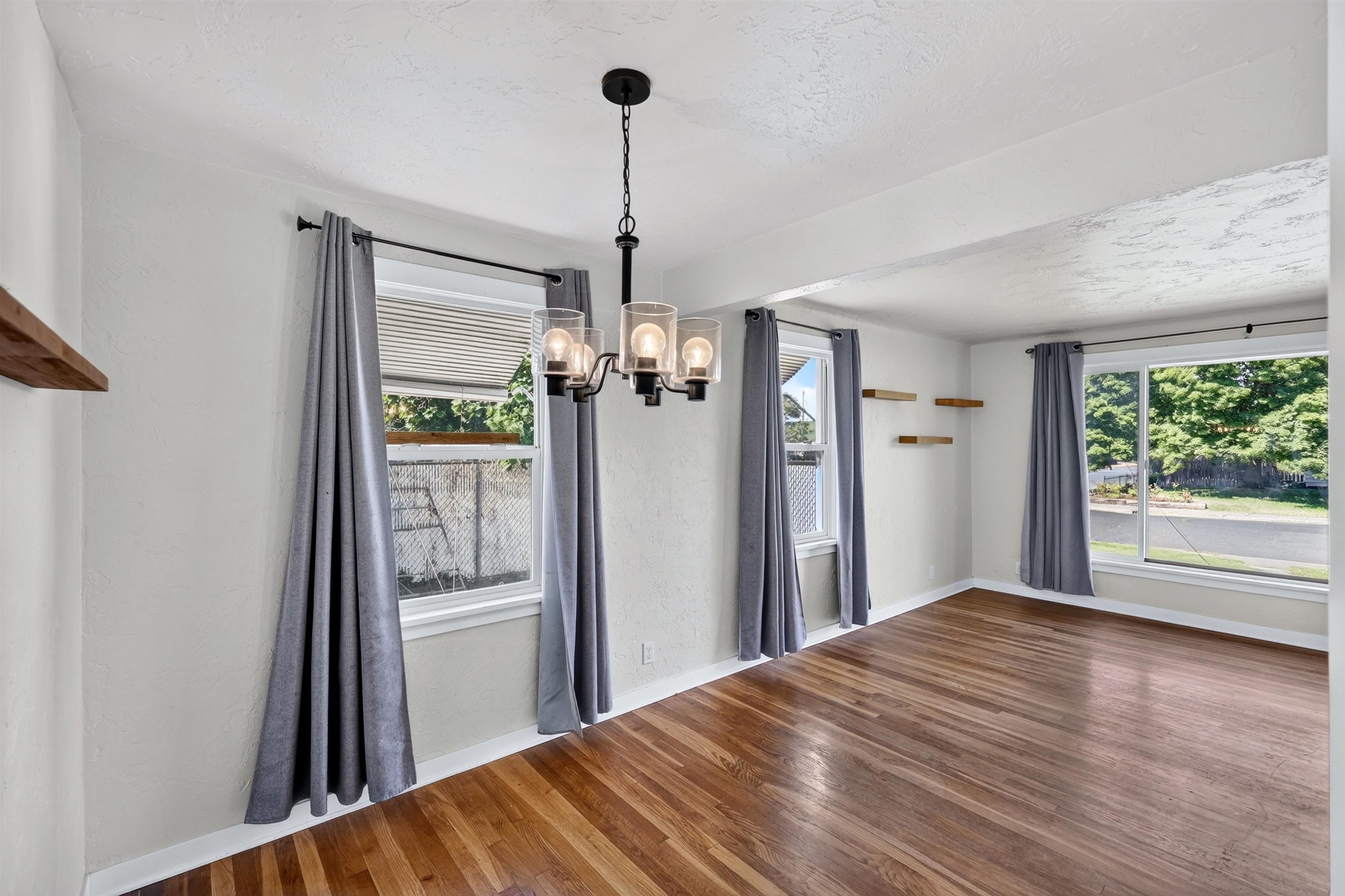 5104 North Elgin Street Spokane, WA 99205 - Photo 8 of 37