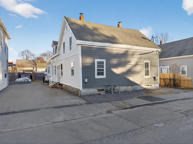 $665,000 | 134-136 Sawyer Street, South Portland, ME 04106