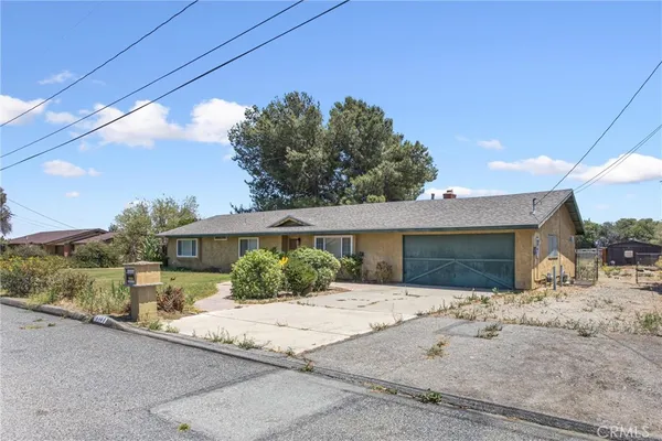 $749,900 | 19169 Manila Street, Bloomington, CA 92316