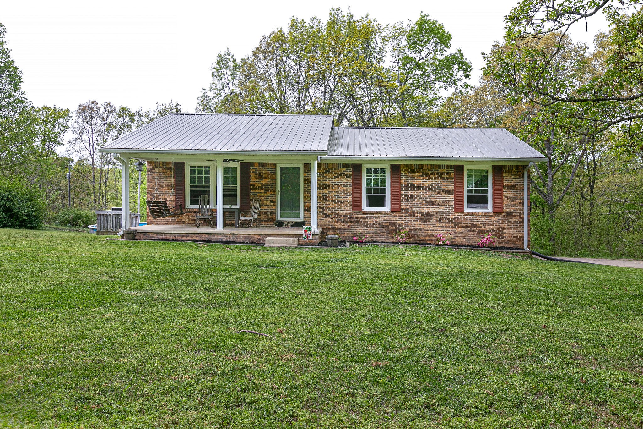 8816 West Sheepneck Road Mount Pleasant, TN 38474 - Photo 1 of 25 Gallery Image 1