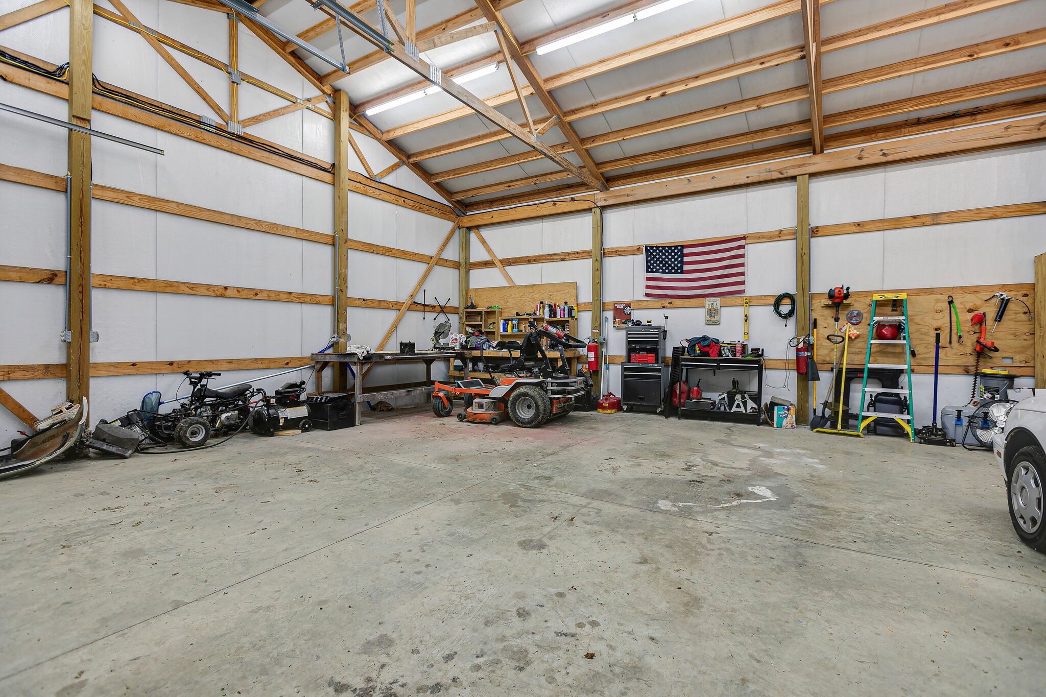 8816 West Sheepneck Road Mount Pleasant, TN 38474 - Photo 24 of 25 Gallery Image 24