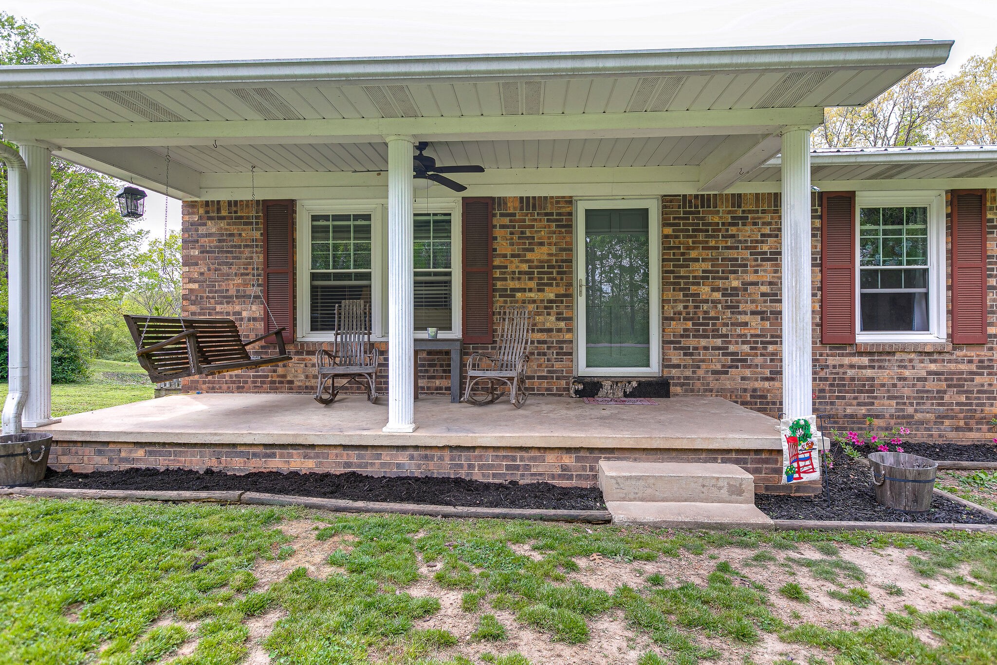 8816 West Sheepneck Road Mount Pleasant, TN 38474 - Photo 4 of 25 Gallery Image 4