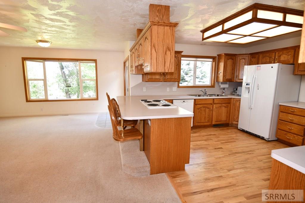 486 North 4154 East Rigby, ID 83442 - Photo 13 of 88 Kitchen