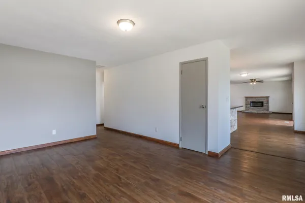 $265,000 | 17308 North Ivy Lane, Chillicothe, IL 61523