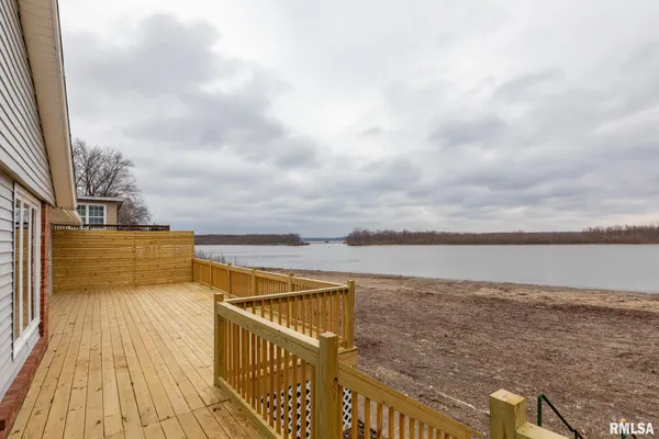 $265,000 | 17308 North Ivy Lane, Chillicothe, IL 61523