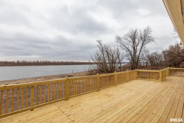 $265,000 | 17308 North Ivy Lane, Chillicothe, IL 61523