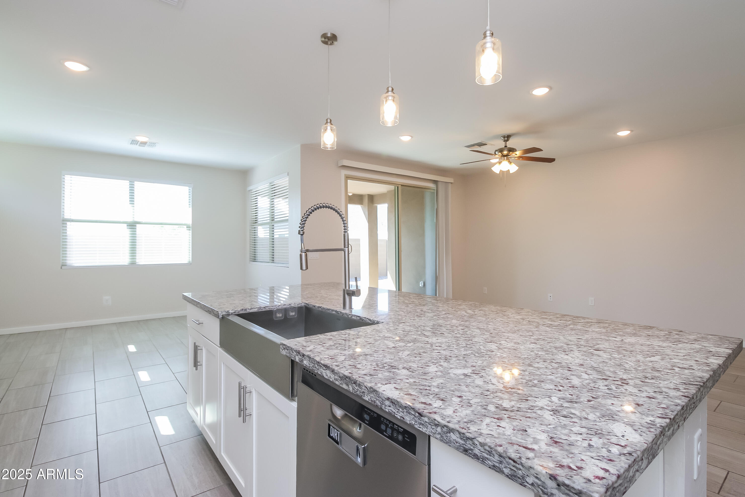 22463 Rosa Road Queen Creek, AZ 85142 - Photo 9 of 26 009-photo-kitchen-14383346