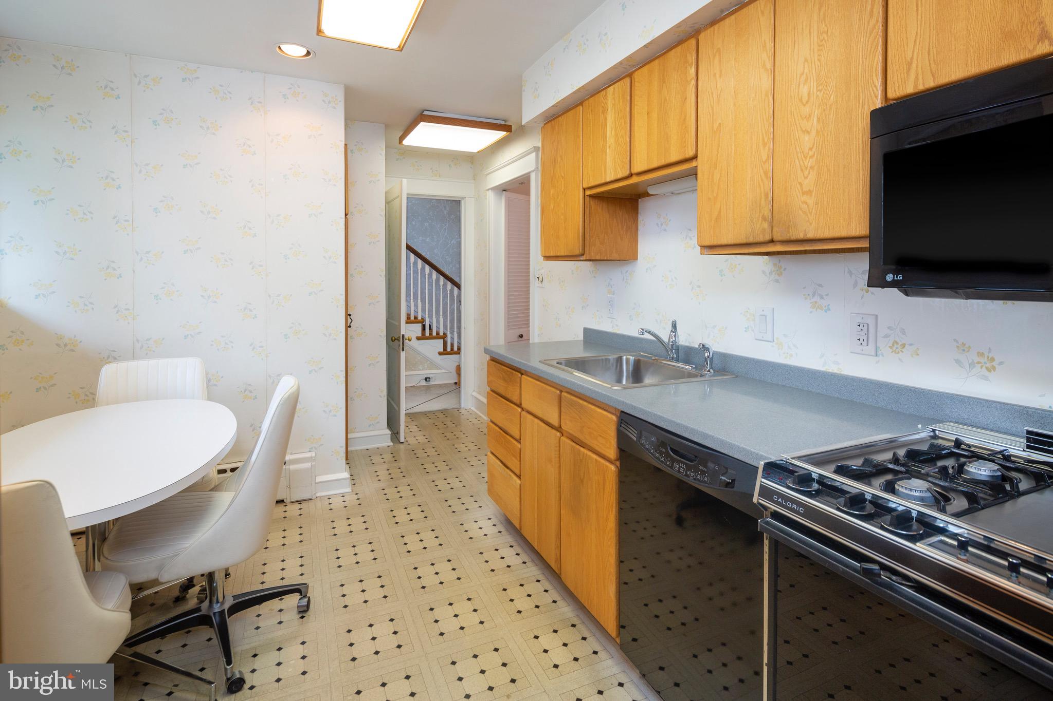 37 East Princeton Road Bala Cynwyd, PA 19004 - Photo 15 of 36 Gallery Image 15