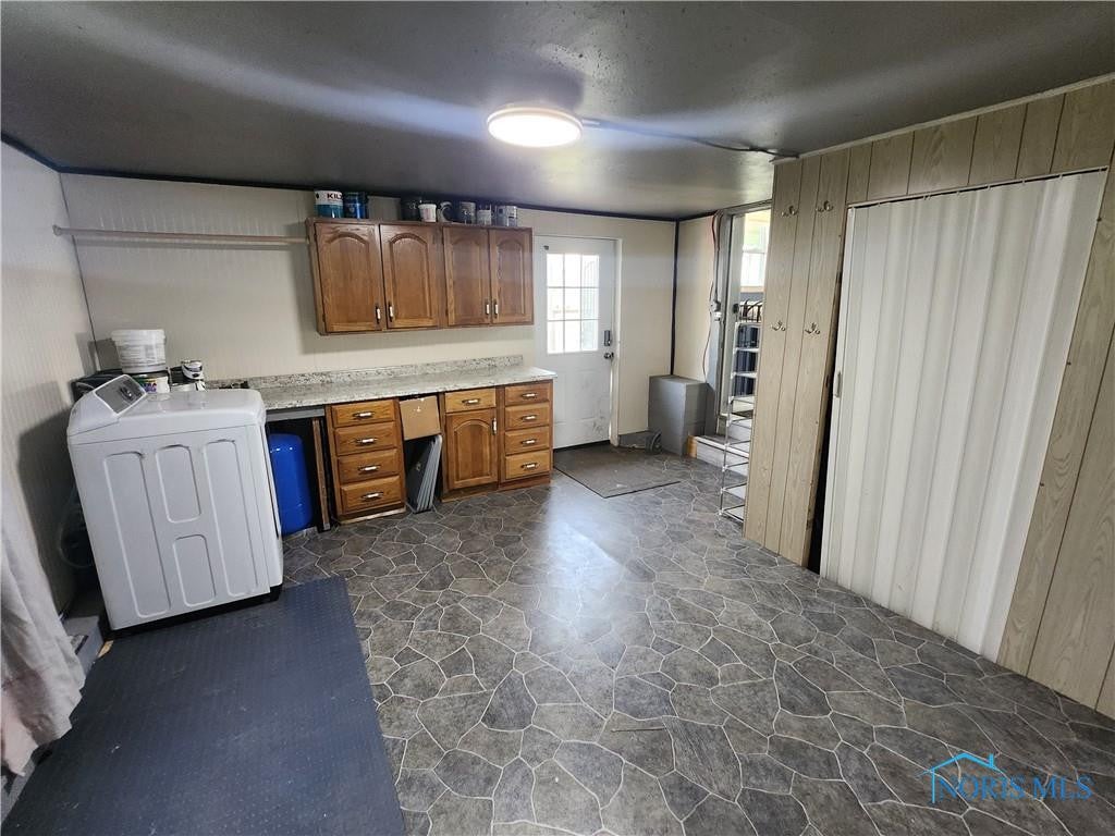 9211 Schadel Road Waterville, OH 43566 - Photo 7 of 44 Gallery Image 7