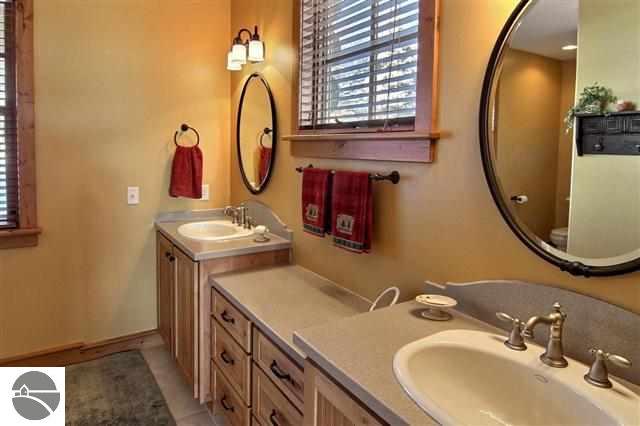628 South Intermediate Lake Road Central Lake, MI 49622 - Photo 11 of 31 1741915-10.JPG