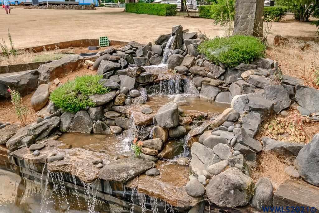 35069 Ede Road Lebanon, OR 97355 - Photo 7 of 42