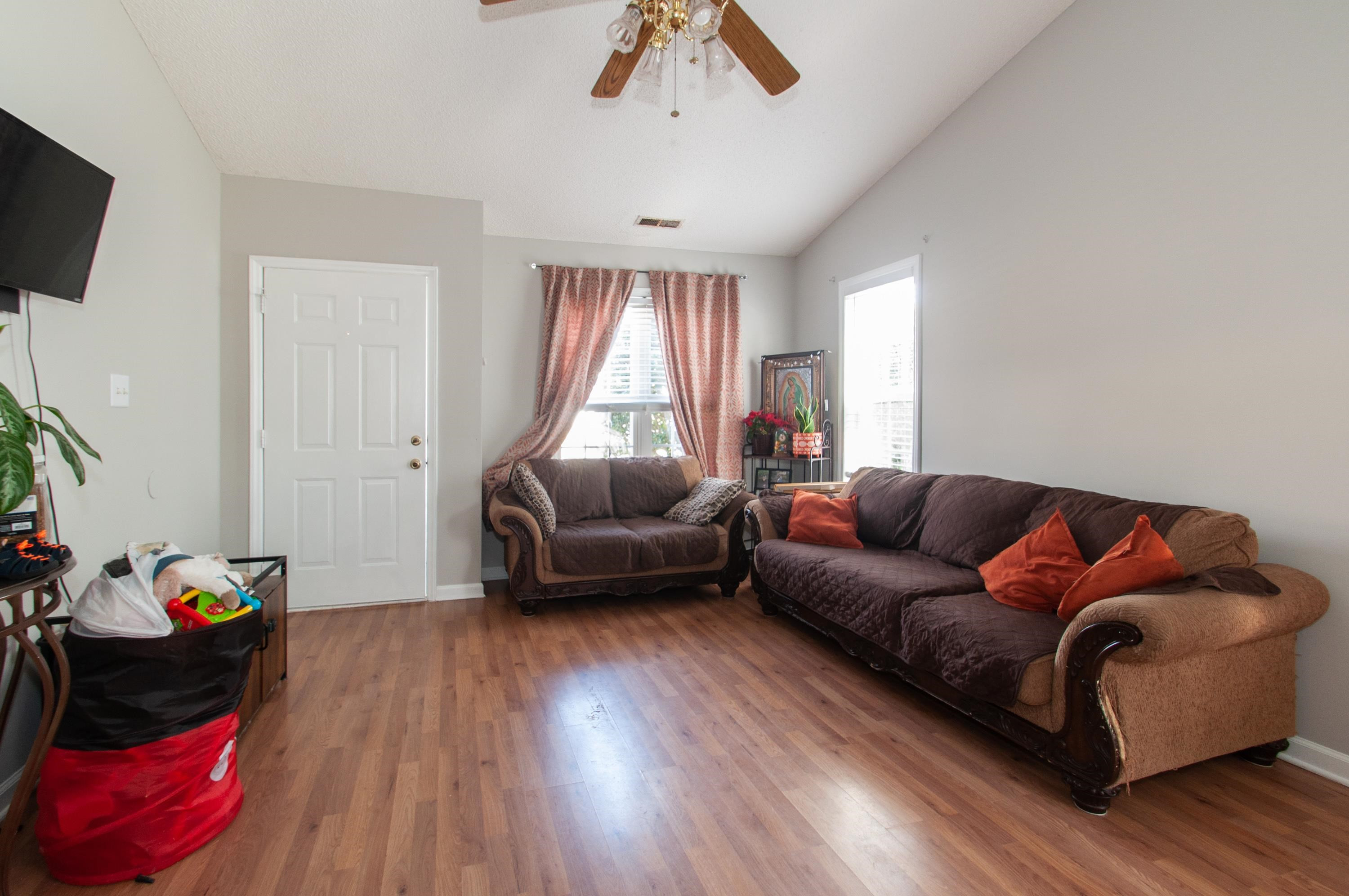 8213 Merriweather Circle Raleigh, NC 27616 - Photo 2 of 23 Living Room