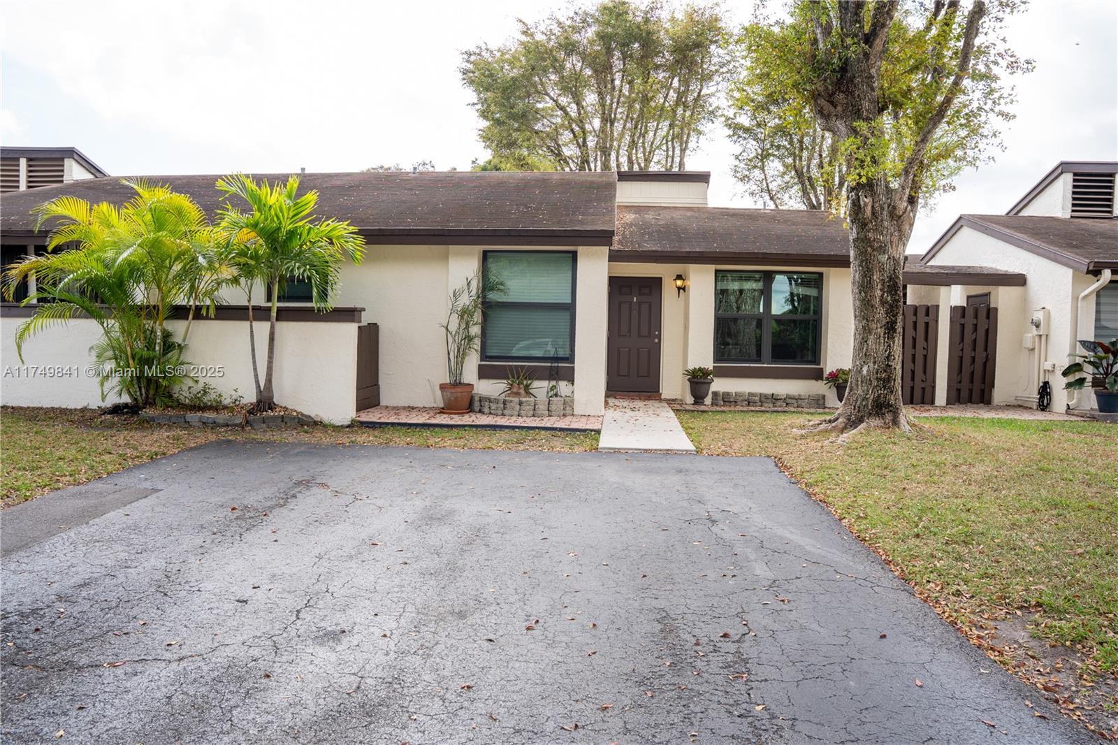 12724 Southwest 68th Lane, Unit 12724 Miami, FL 33183 - Photo 1 of 32