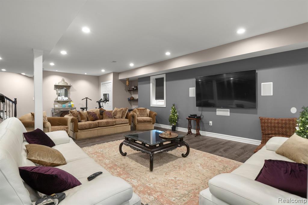 49531 Great Falls Road Canton, MI 48188 - Photo 44 of 76