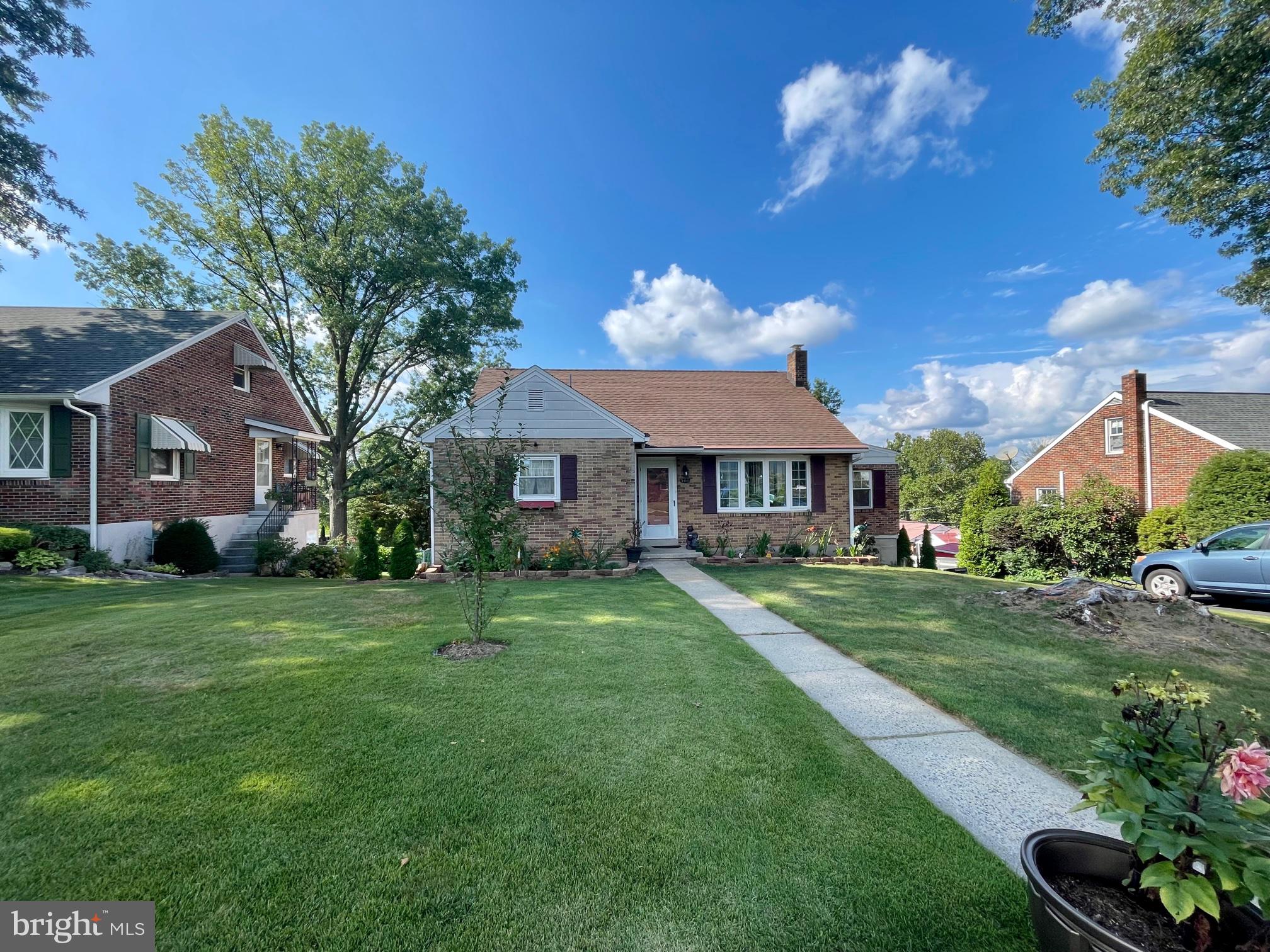 3111 Grandview Boulevard Sinking Spring, PA 19608 - Photo 1 of 28