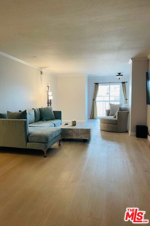 10751 Wilshire Boulevard, Unit 1004 Los Angeles, CA 90024 - Photo 1 of 18