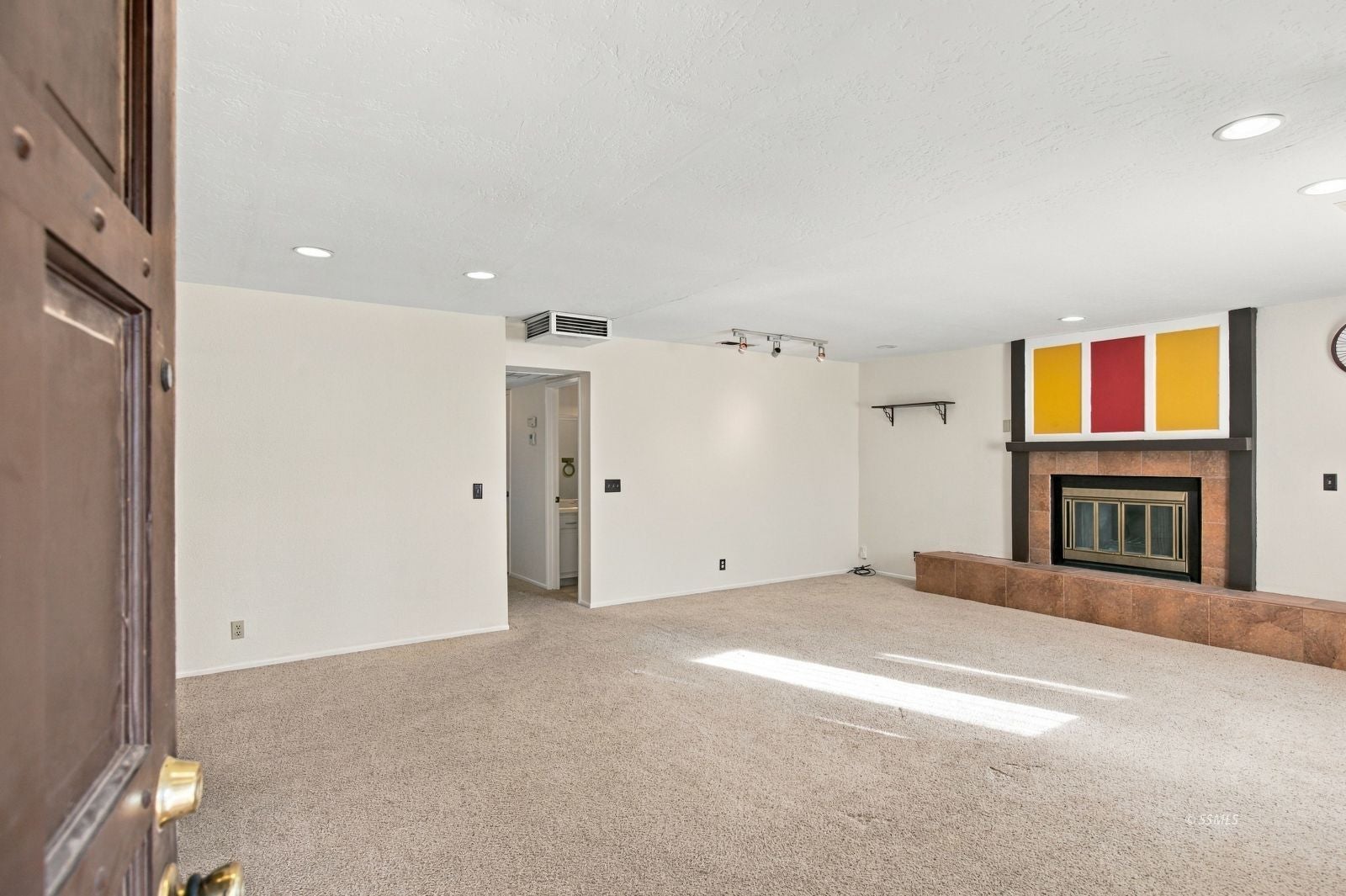 304 South Lincoln Street Ridgecrest, CA 93555 - Photo 6 of 31 Gallery Image 6