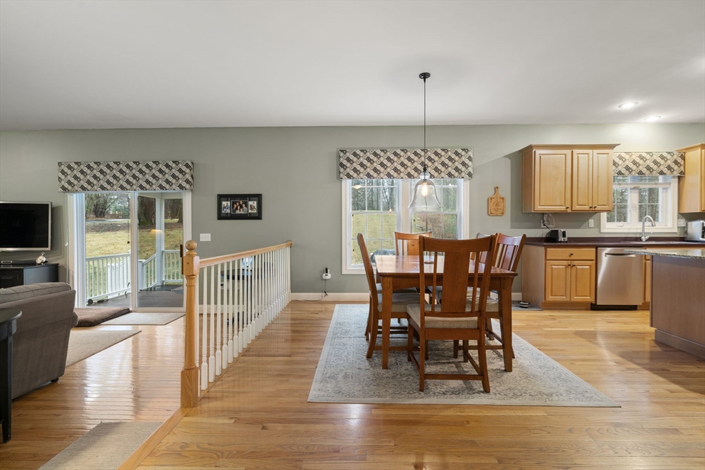 9 Danforth Lane Bolton, MA 01740 - Photo 12 of 42
