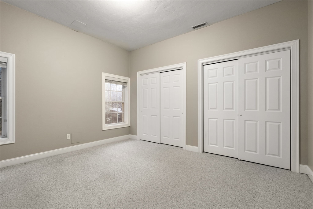 9 Danforth Lane Bolton, MA 01740 - Photo 34 of 42