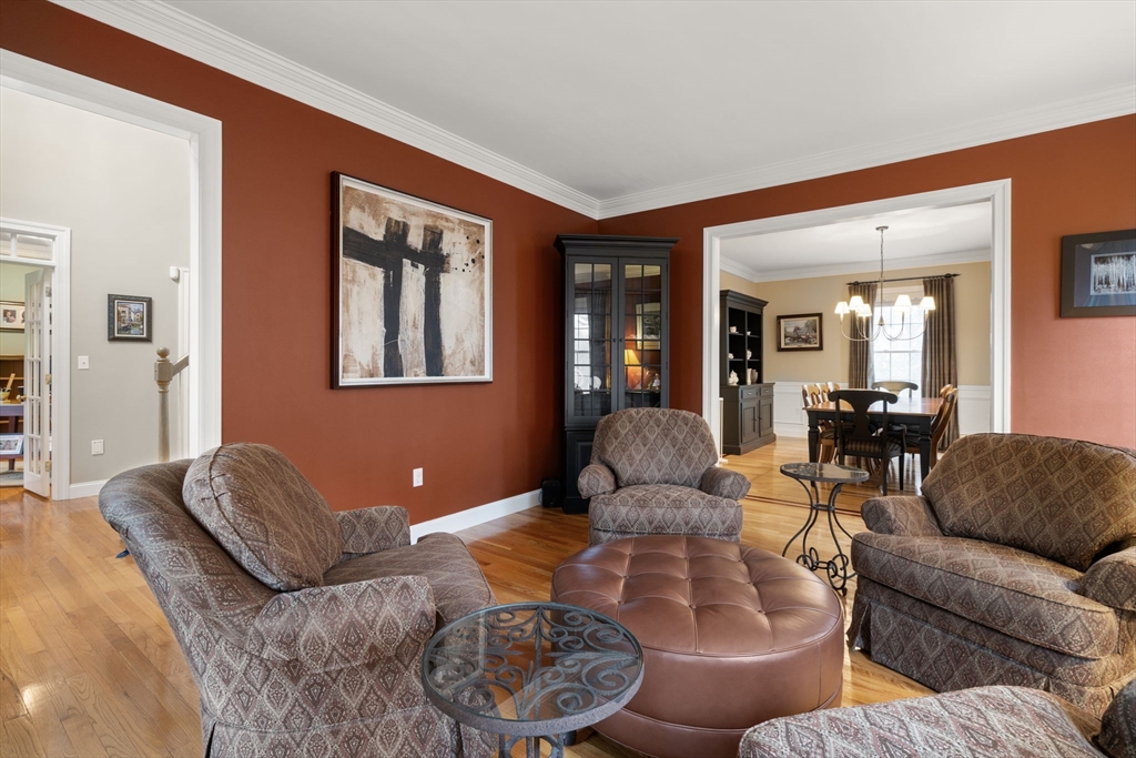 9 Danforth Lane Bolton, MA 01740 - Photo 7 of 42