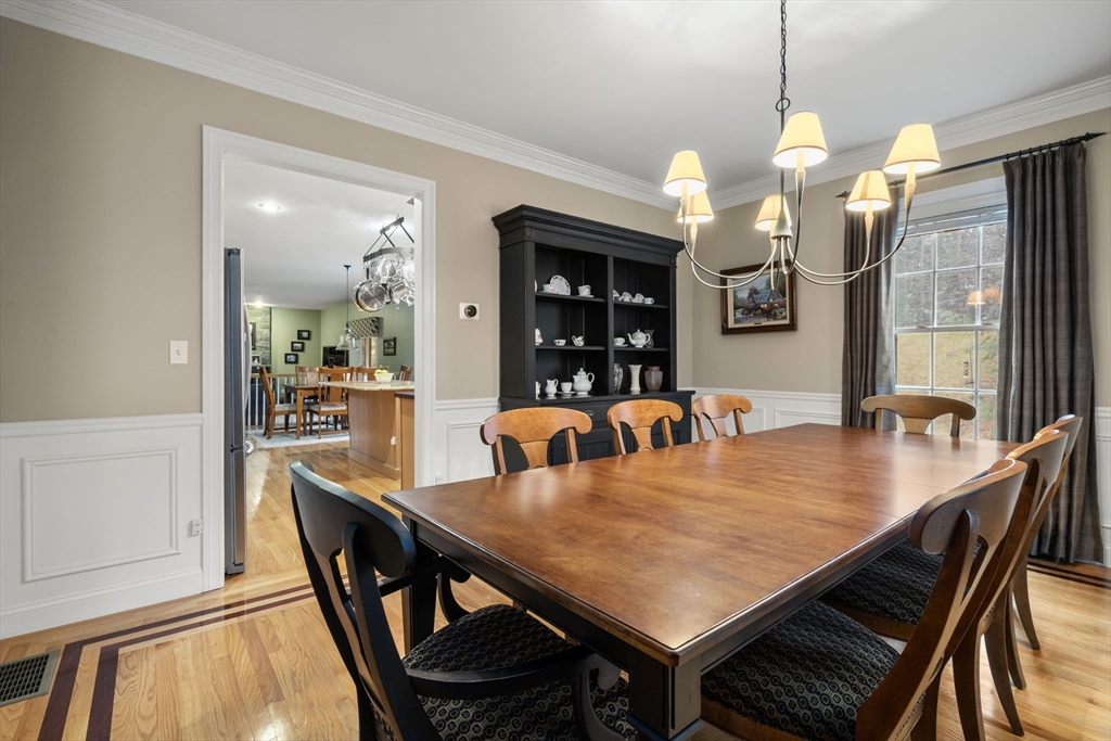 9 Danforth Lane Bolton, MA 01740 - Photo 8 of 42