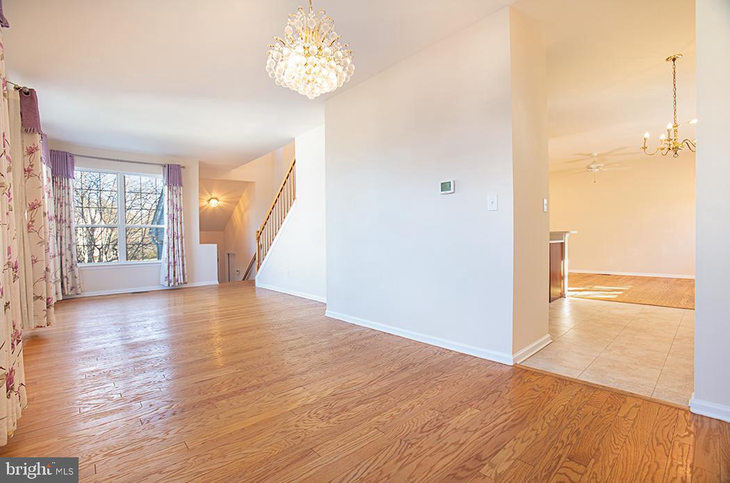 10 Manley Road Pennington, NJ 08534 - Photo 5 of 26